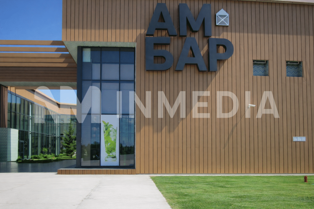 Наклейки и плоттерная резка