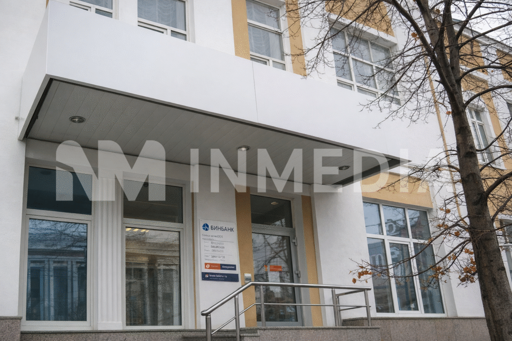 Козырьки и навесы